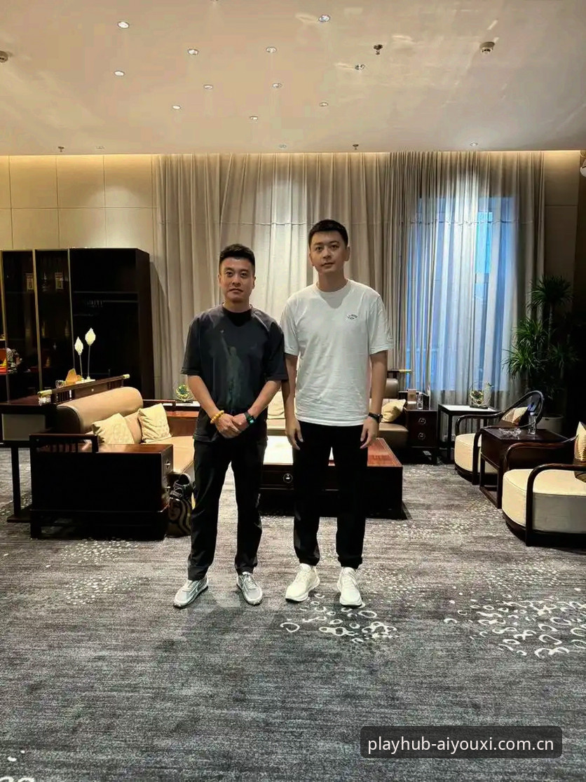 为什么杨鸣说C罗的压力比以往任何时候都大？